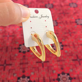 گوشواره فشن پفکی کد F0328